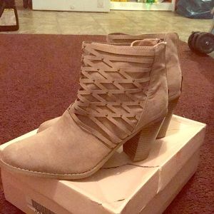 Size 11, zip up back booties never worn